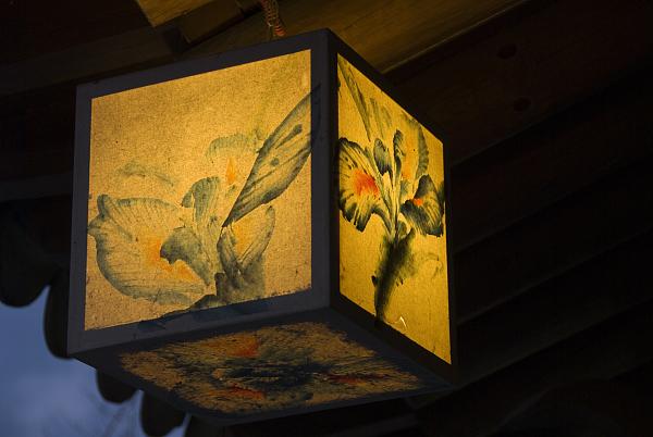 元宵节灯笼怎么做，如何做元宵节灯笼简单又漂亮（简单易做的元宵节灯笼赶紧做一个）