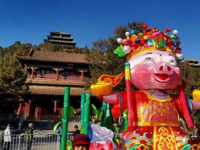 北京元宵佳节灯会，皇家范庙会科技灯光秀