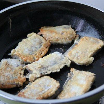 香煎秋刀鱼详细做法，香煎秋刀鱼