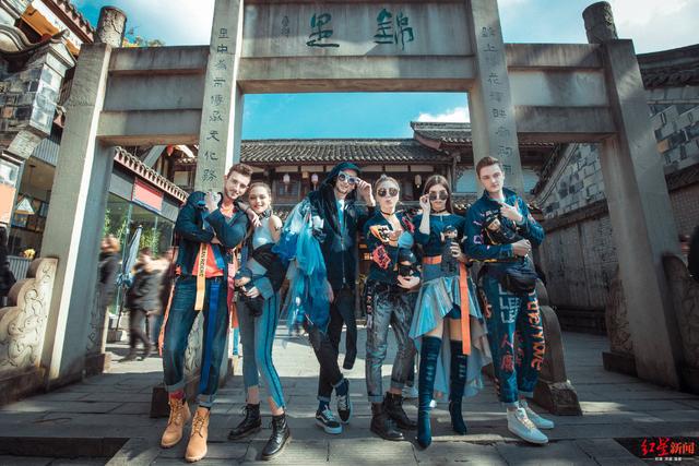 百丽旗下品牌服装，百丽GAPVFC