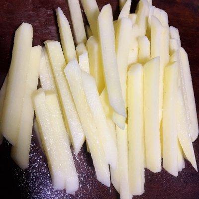 怎么做烤薯条最好吃，孩子爱吃的薯条自己做