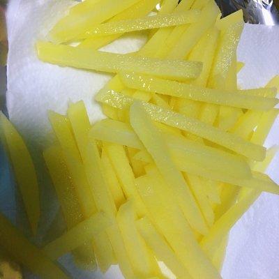 怎么做烤薯条最好吃，孩子爱吃的薯条自己做