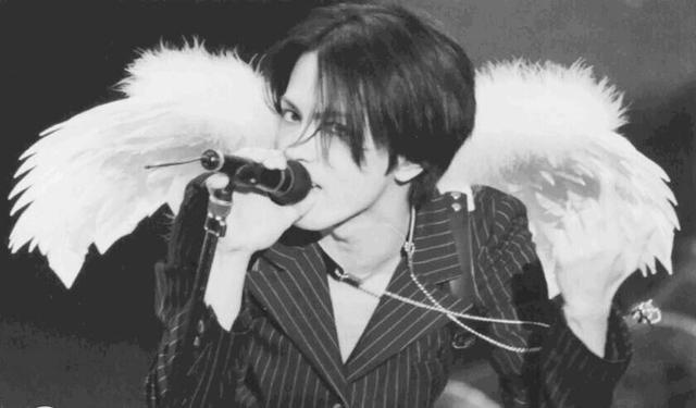 hyde会不会和在中同台，除了逆天的颜值