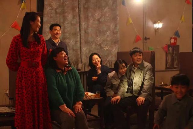 今年全年总票房有望冲击500亿元，71天票房接近去年一半
