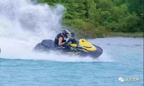 盘州哪里最值得游玩，就去盘州市看群星演唱会