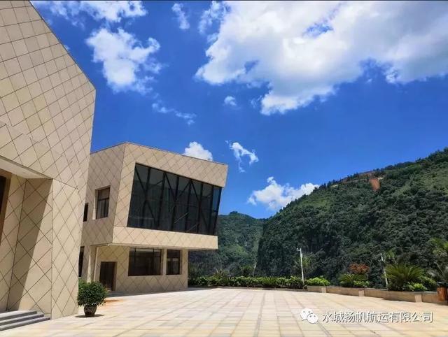 盘州哪里最值得游玩，就去盘州市看群星演唱会