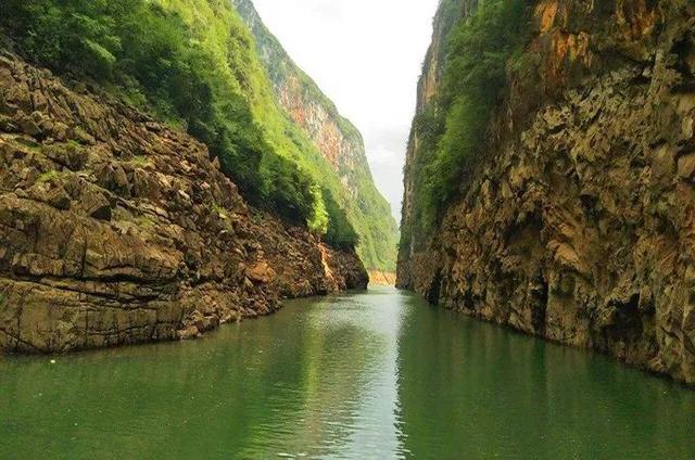 云南红河旅游攻略大全，10条经典游玩线路带你打卡最真实的红河