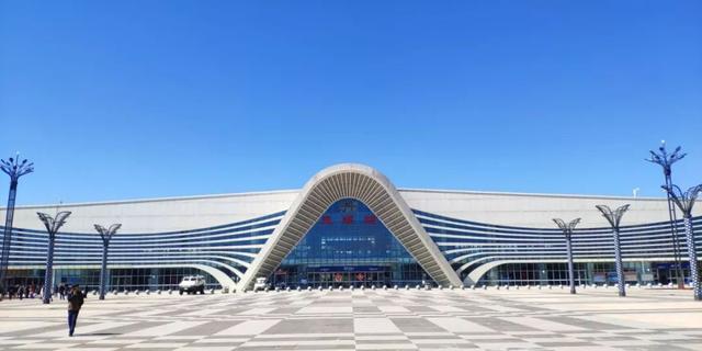 玉溪站跟玉溪南站的区别，良心攻略解锁新地图