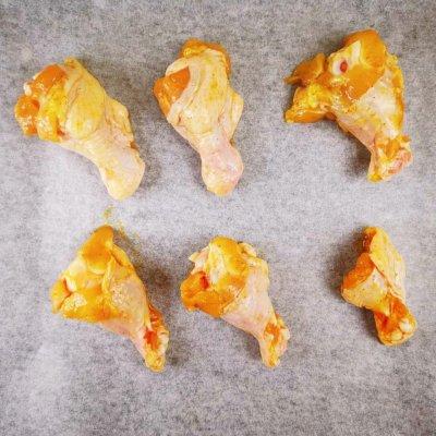 烤箱烤鸡翅温度和时间，烤鸡翅烤箱温度和时间（烤鸡翅不放一滴油）