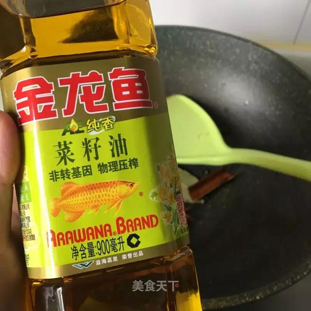 小龙虾怎么做好吃又简单，又简单又好吃的小龙虾做法（虾肉嫩滑麻辣入味）