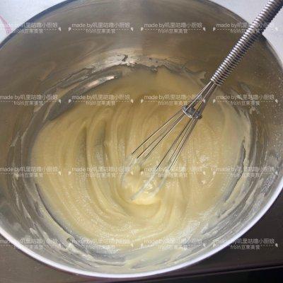 皮卡丘球形蛋糕制作，拼多多惊现下过油锅的皮卡丘