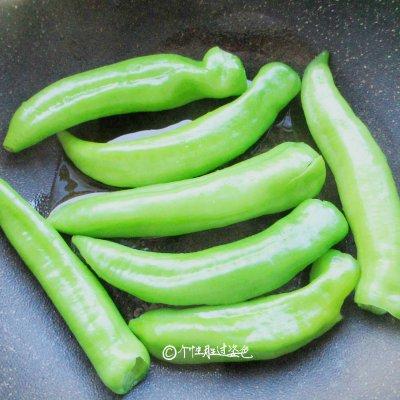 虎皮尖椒的家常做法，虎皮尖椒、虎皮青椒的家常做法