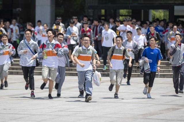 瑞安中考总分多少，瑞安12401位考生参加中考