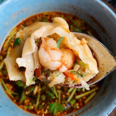 家常酸汤水饺的酸汤做法，不妨花两分钟来看看这个做法