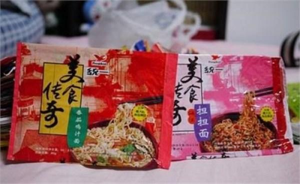 小康家庭方便面，童年的方便面有哪些（80后童年的美食～华龙面）