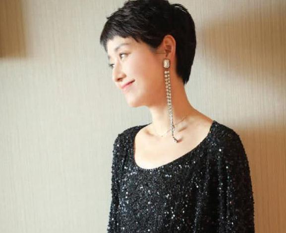 马伊琍近照短发，马伊琍为新剧暴瘦30斤