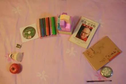 宝宝抓周习俗及寓意，老母亲又哭又笑......