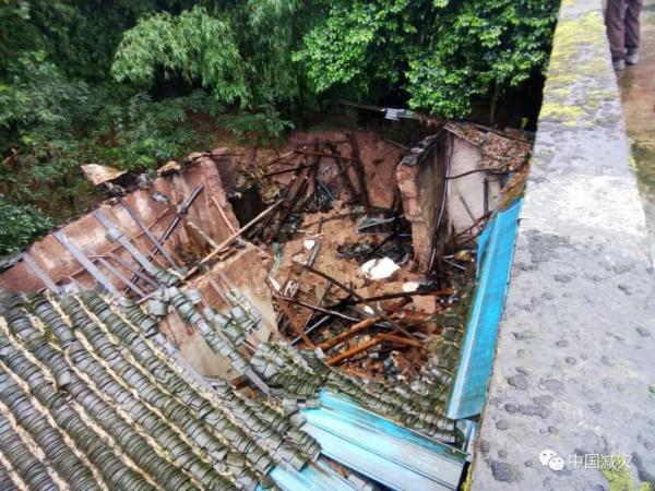 南方地区多省份遭遇洪涝灾害，我国多地遭遇大暴雨袭击……