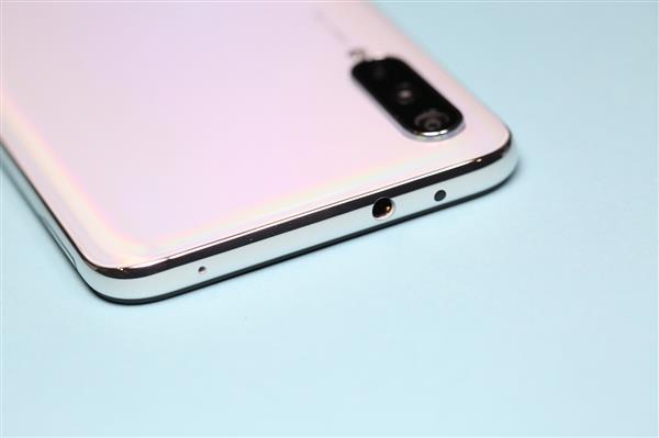 小米cc9与cc9e对比，小米CC9和CC9e该怎么选