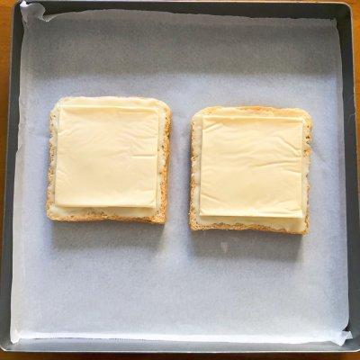 正宗芝士黄油吐司做法，半熟溏心蛋像布丁一样