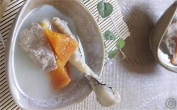 产妇吃十三种催乳汤，坐月子产妇喝这三道汤