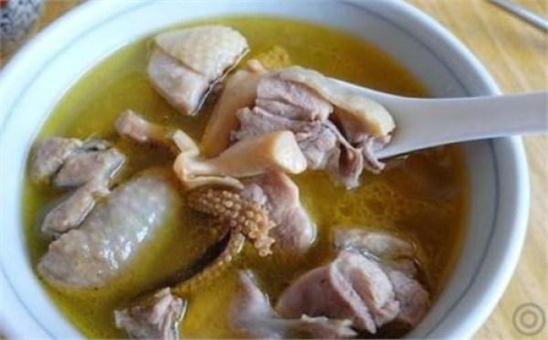 产妇吃十三种催乳汤，坐月子产妇喝这三道汤