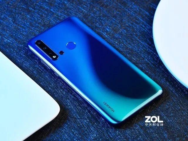 值得入手的一款手机推荐，高性价比手机怎么选