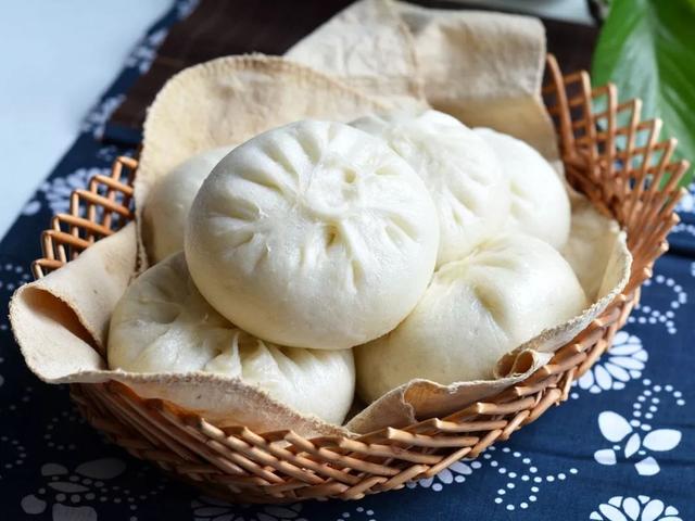 如何自制包子蒸出来更松软，包子蓬松暄软不塌皮