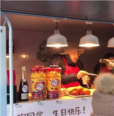 徐峥和小陶虹的爱情故事，徐峥给老婆小陶虹庆祝生日