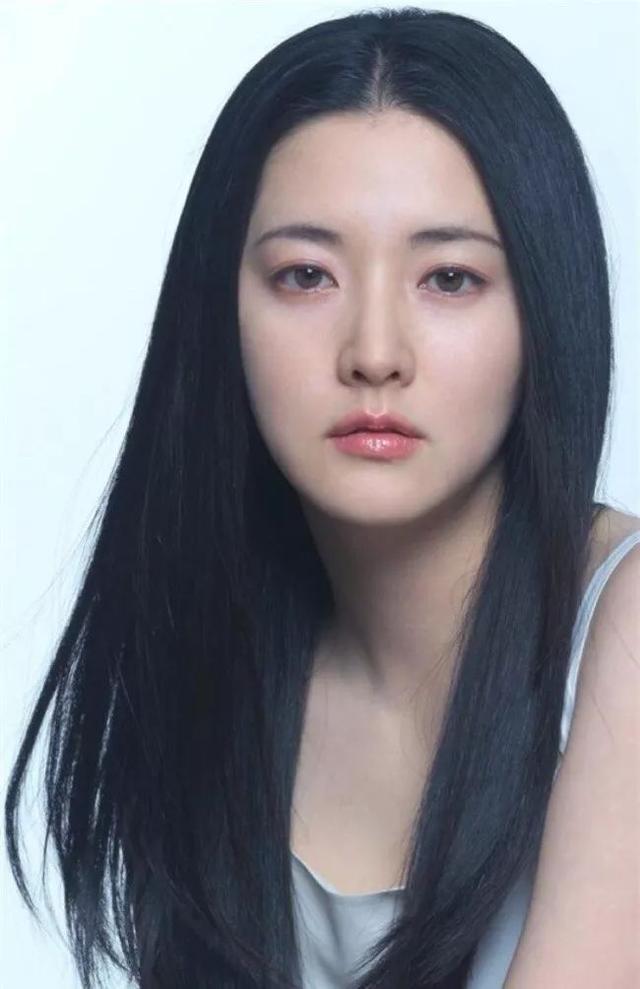 50岁李英爱近况，48岁李英爱再复出