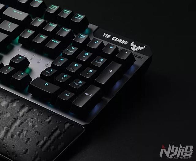 华硕rgb机械键盘，评测售价2199元的ROG玩家国度GK2000