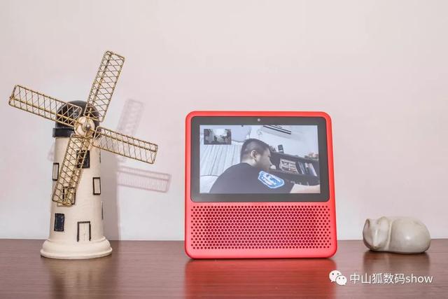 影音娱乐智能助手，小度在家1c智能互联