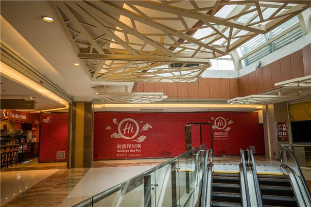 张勇最新海底捞，海底捞张勇怎么成了新加坡首富