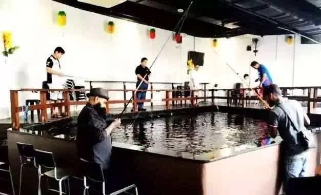 来福士购物中心，重庆来福士购物中心入驻品牌（深圳来福士，雄起）