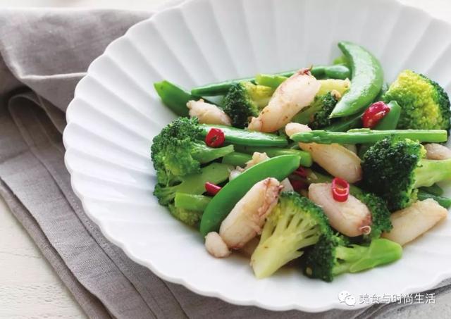 蟹肉怎么做好吃，蟹黄蟹肉怎么做好吃（香味十足又好吃）