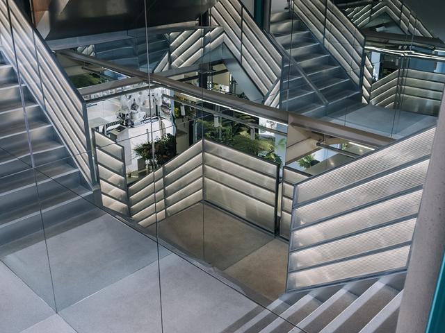 野兽派花店的品牌个性，探店野兽派新开的艺术馆风格旗舰店