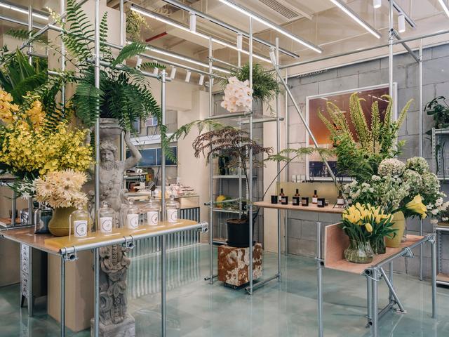 野兽派花店的品牌个性，探店野兽派新开的艺术馆风格旗舰店