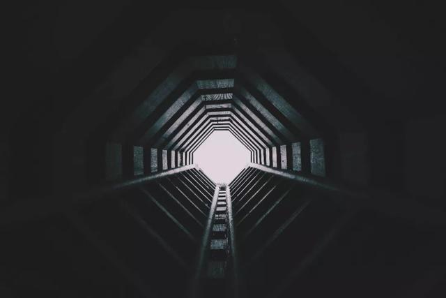 重庆海棠溪打卡图，南岸海棠溪的筒子楼