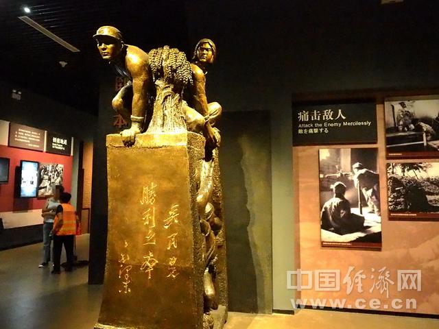 冉庄地道战纪念馆，走进冉庄地道战遗址（如今50多年过去了仍然矗立在冉庄）