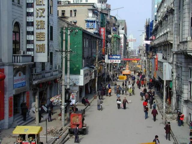 武汉中部商业的，武汉商业体（2023年武汉迎重磅商业）