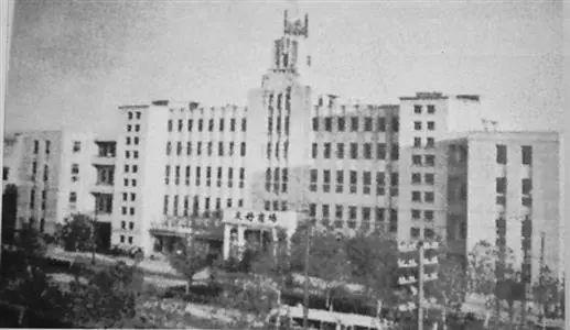 武汉中部商业的，武汉商业体（2023年武汉迎重磅商业）