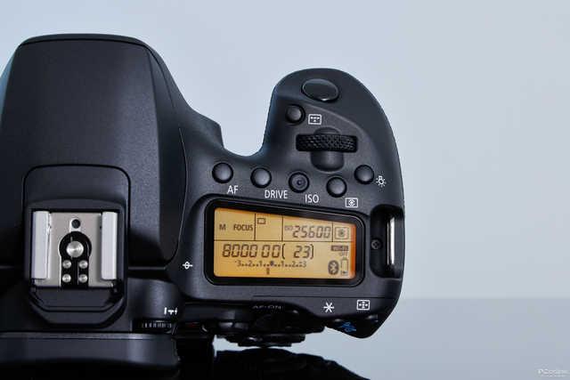 佳能eos90d价格，佳能90D到底值不值得购买#佳能