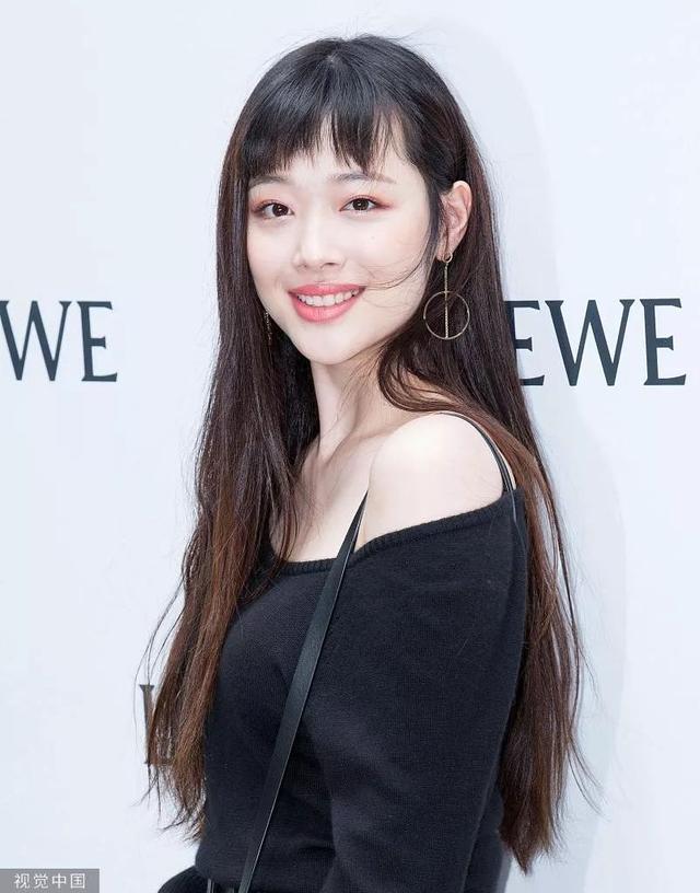 崔雪莉因为什么患上抑郁症，韩国女星崔雪莉确认在家中死亡