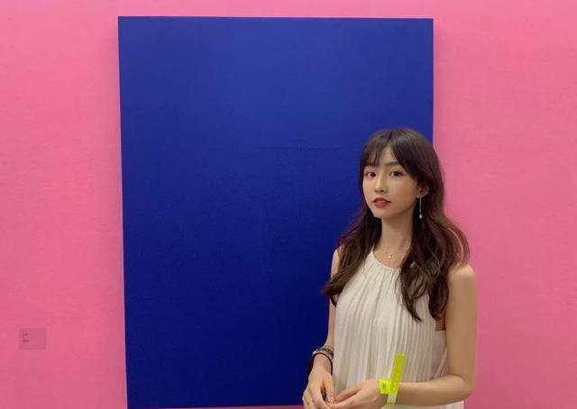 什么颜色的卷发最好看，你的卷发该怎么选