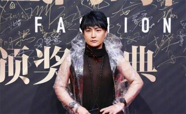 陈志朋个人资料，陈志朋都有什么奇葩的造型（至今不娶妻的11位港台大龄男星）