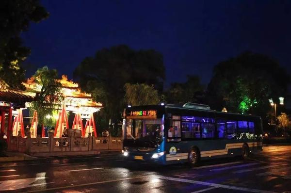 厦门公交车时间表，厦门24小时公交线路有哪些（厦门公交T35路优化调整运营时间）