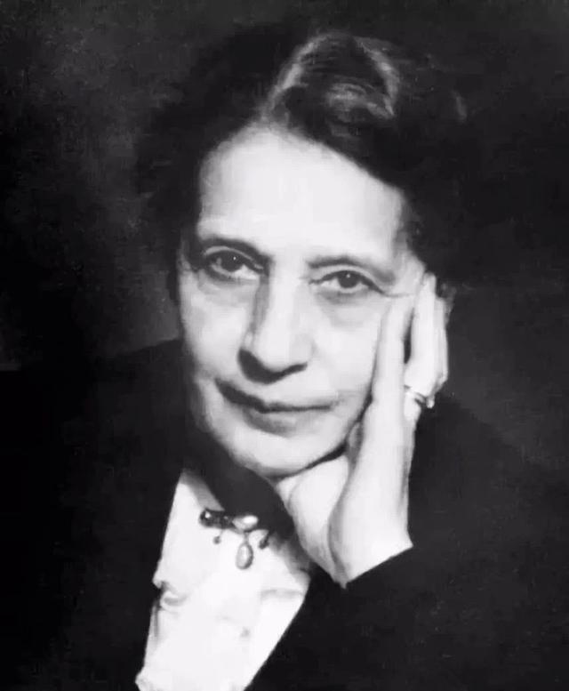 历史上的两弹元勋，他放弃名誉和地位