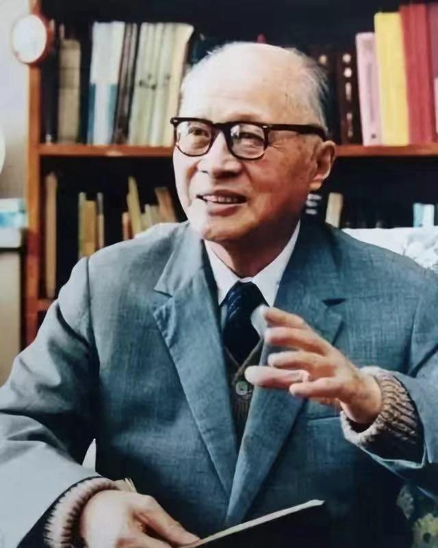 历史上的两弹元勋，他放弃名誉和地位