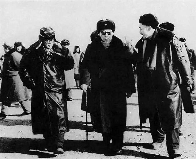 历史上的两弹元勋，他放弃名誉和地位