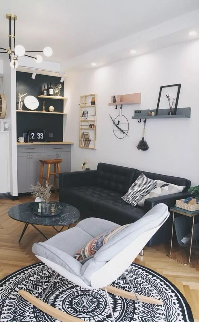 客厅皮沙发轻奢，一款精致的皮沙发能让客厅美得不像话